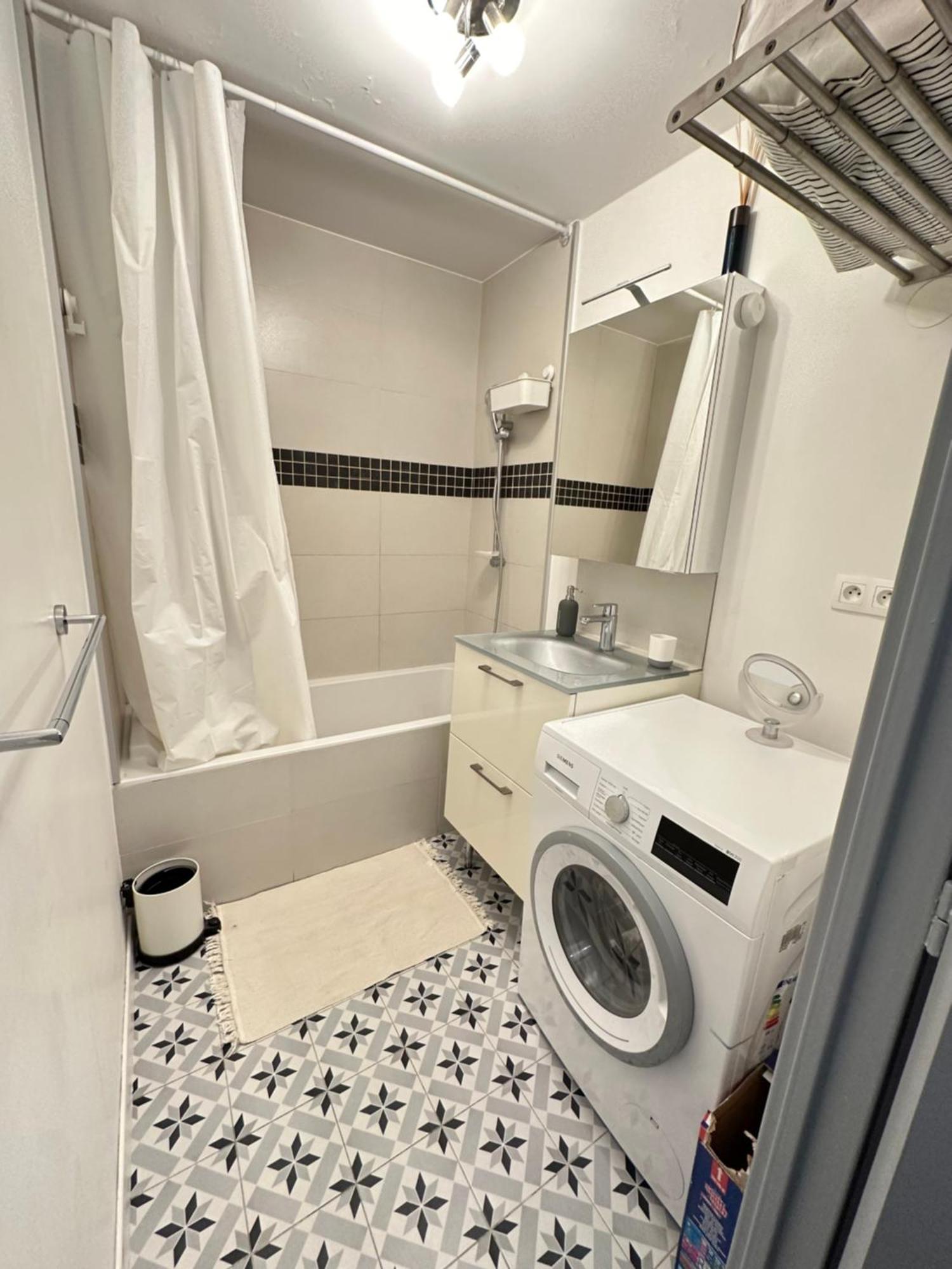 Cosy Duplex Avec Parking A Paris 19 By Immo Kit Bnb Exteriér fotografie