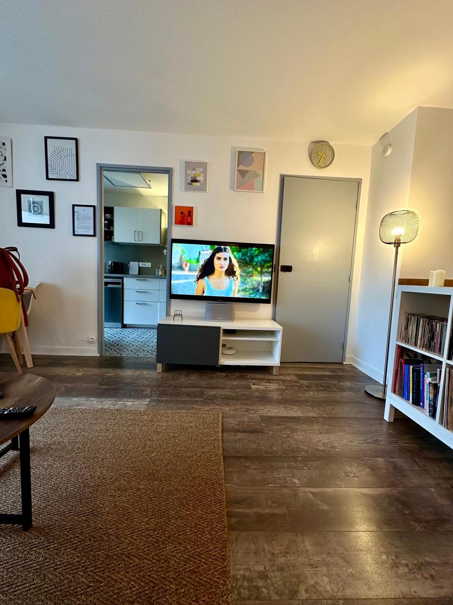 Cosy Duplex Avec Parking A Paris 19 By Immo Kit Bnb Exteriér fotografie